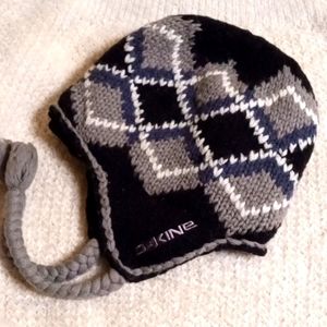Dakine Black Gray White Knit Earflap Beanie